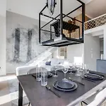 Apartamento Designer Loft Holesovice, Parking, Balcony *