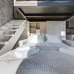 Designer Loft Holesovice, Parking, Balcony Апартаменты *