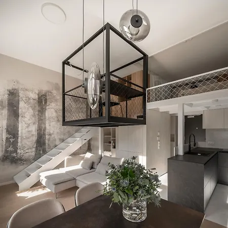 Designer Loft Holesovice, Parking, Balcony 아파트 프라하