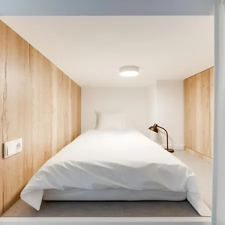 Designer Loft Holesovice, Parking, Balcony 프라하