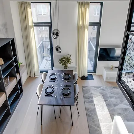 Designer Loft Holesovice, Parking, Balcony 아파트 프라하