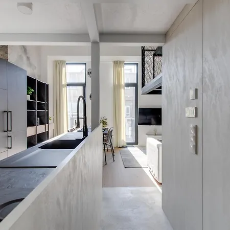 아파트 Designer Loft Holesovice, Parking, Balcony 프라하