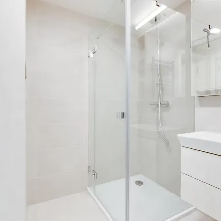 Designer Loft Holesovice, Parking, Balcony Appartamento Praga