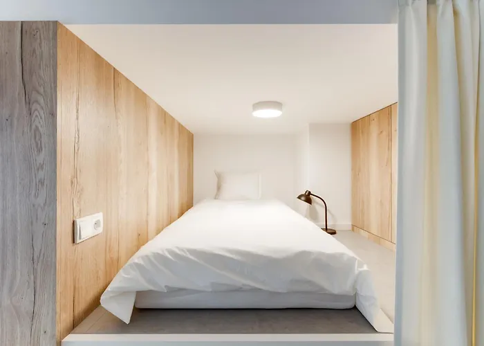 Designer Loft Holesovice, Parking, Balcony براغ
