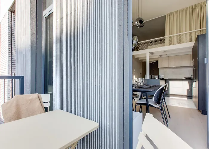 Designer Loft Holesovice, Parking, Balcony شقة براغ