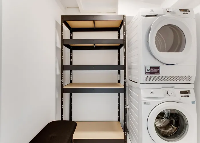 Designer Loft Holesovice, Parking, Balcony شقة *